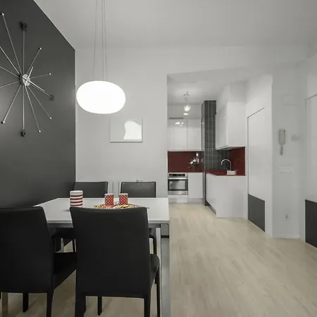 Picasso - Local Rentss * Сан-Себастьян